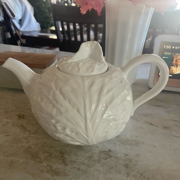 Neuwirth Cabbage teapot white ceramic - Picture 1 of 9